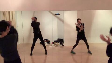 练舞蹈发圈视频成人,舞出精彩